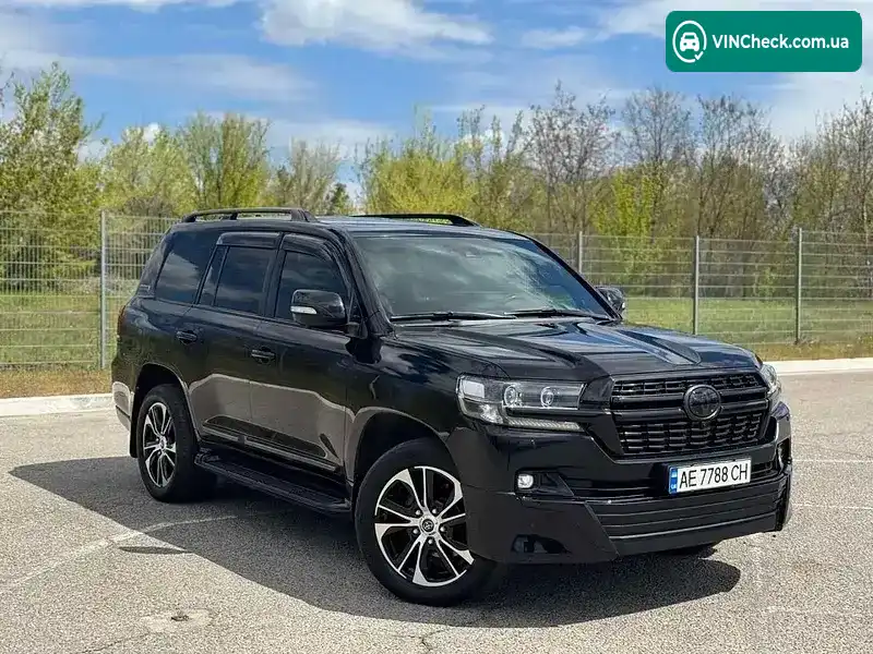 Toyota Land Cruiser 2020, фото з оголошення 2 з 16, VIN JTMCV02J604313082