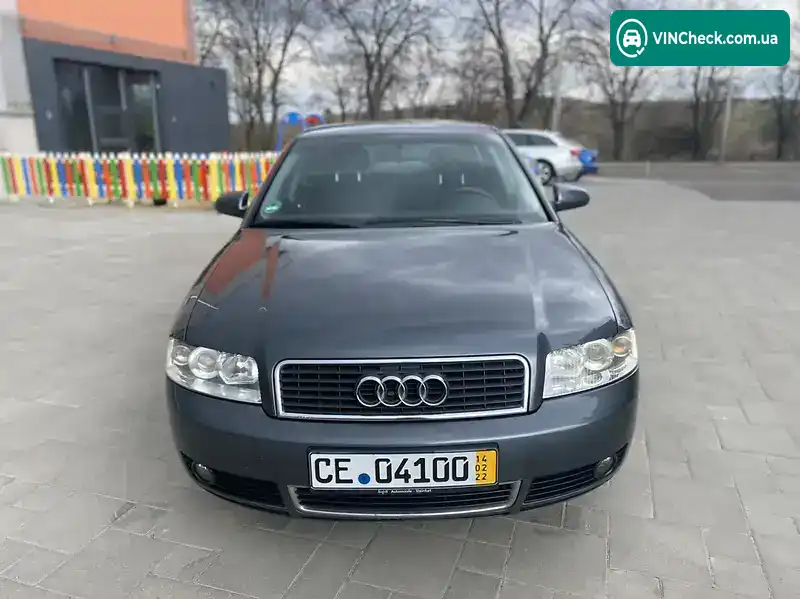 Audi A4 2002, фото з оголошення 2 з 12, VIN WAUZZZ8E73A148904