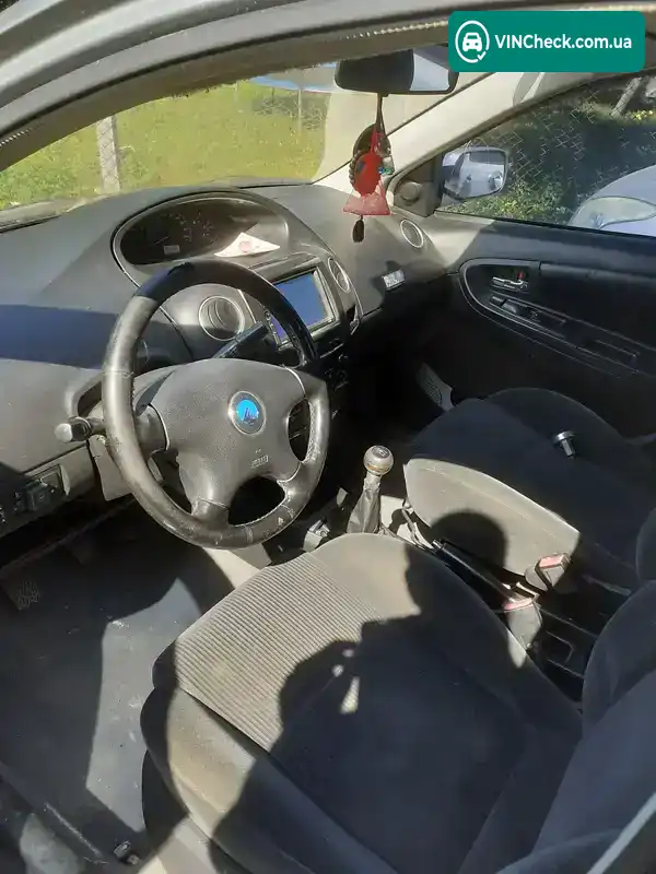 Geely MK 2011, фото з оголошення 1 з 7, VIN LB37624S0BL044141
