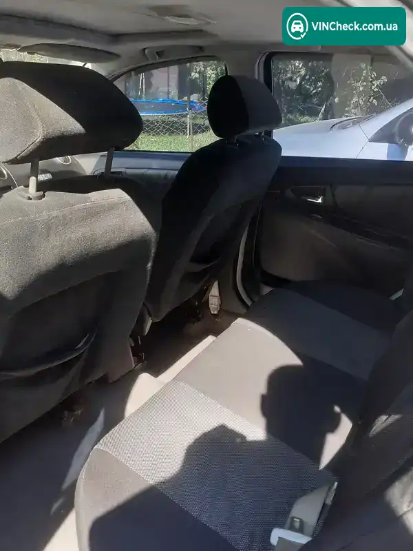 Geely MK 2011, фото з оголошення 2 з 7, VIN LB37624S0BL044141