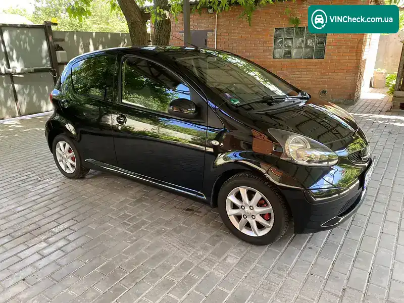 Toyota Aygo 2006, фото з оголошення 1 з 20, VIN JTDKG10C40N073475
