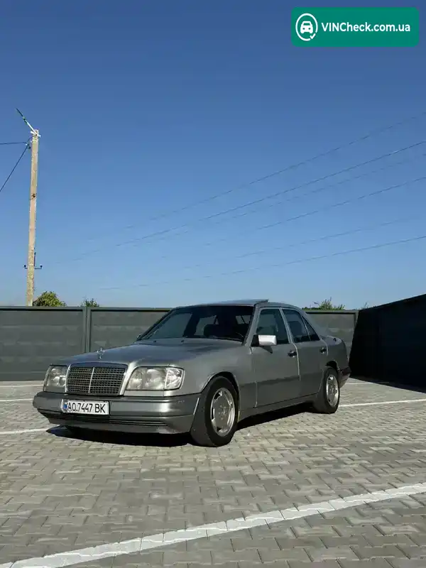 Mercedes-Benz E-Class 1993, фото з оголошення 1 з 15, VIN WDB12313010270719