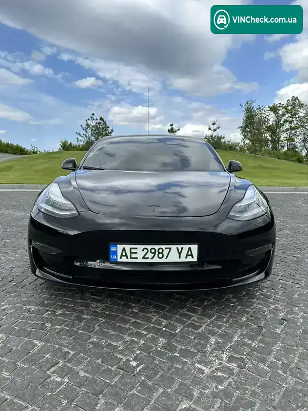 Tesla Model 3 2019, фото з оголошення 2 з 20, VIN 5YJ3E1EA8KF193332