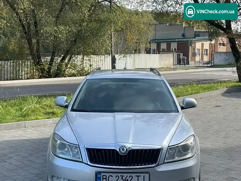 Skoda Octavia 2010, фото з оголошення 1 з 13, VIN TMBHT61Z9A2087638