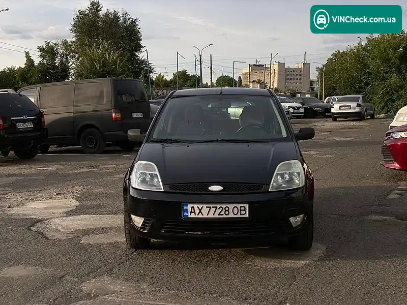 Ford Fiesta 2004, фото з оголошення 2 з 10, VIN WF0DXXGAJD4K53557