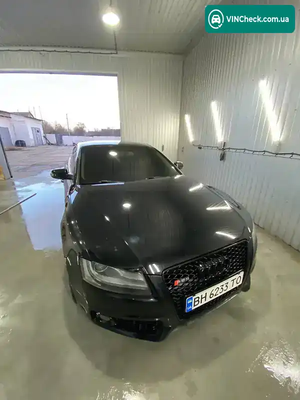 Audi A5 2010, фото з оголошення 2 з 20, VIN WAUZZZ8T8AA056289