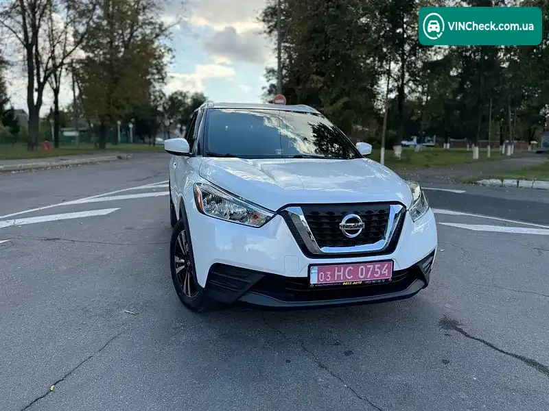 Nissan Kicks 2018, фото з оголошення 2 з 20, VIN 3N1CP5CU4JL513084