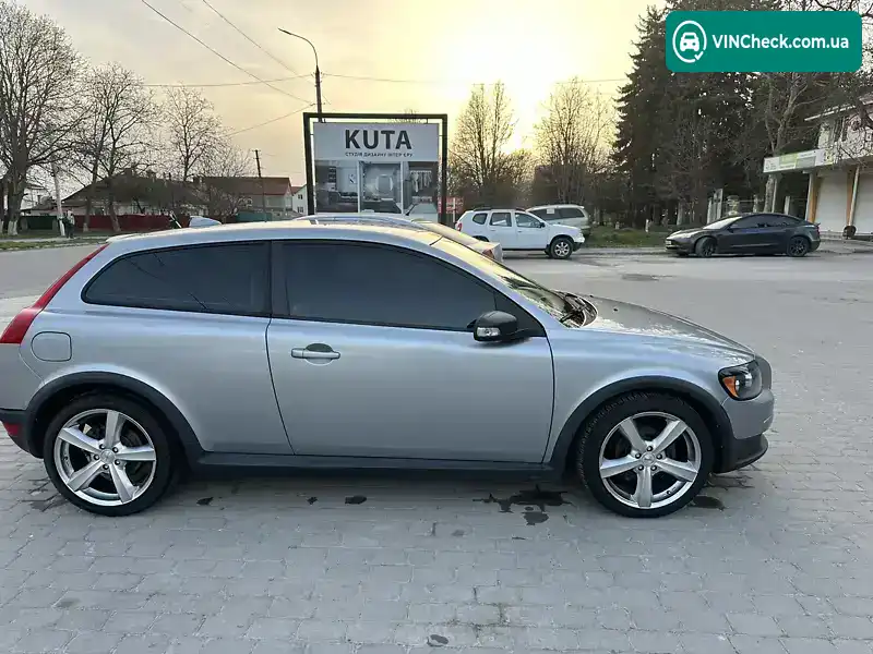 Volvo C30 2008, фото з оголошення 2 з 16, VIN YV1MK765292124853