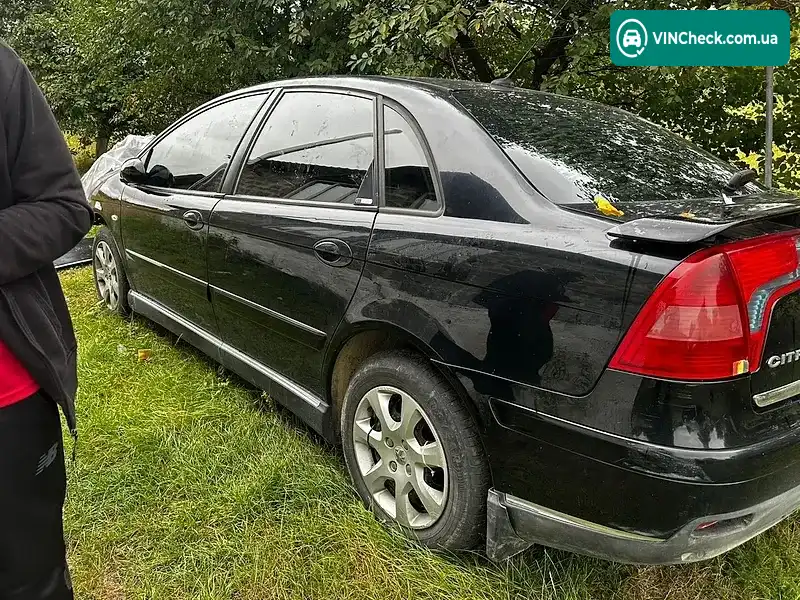 Citroen C5 2005, фото з оголошення 2 з 17, VIN VF7RCXFUJ76667377