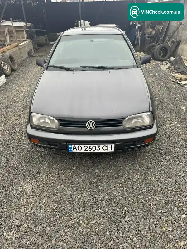 Volkswagen Golf 1997, фото з оголошення 1 з 10, VIN WVWZZZ1HZVB128339