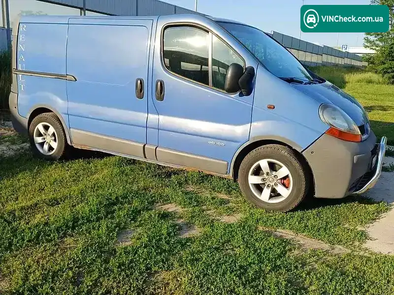Renault Trafic 2002, фото з оголошення 2 з 6, VIN VF1FLACA62V128916
