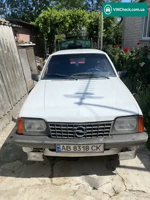 Opel Ascona 1986, фото з оголошення 1 з 7, VIN W0L000089G6059472