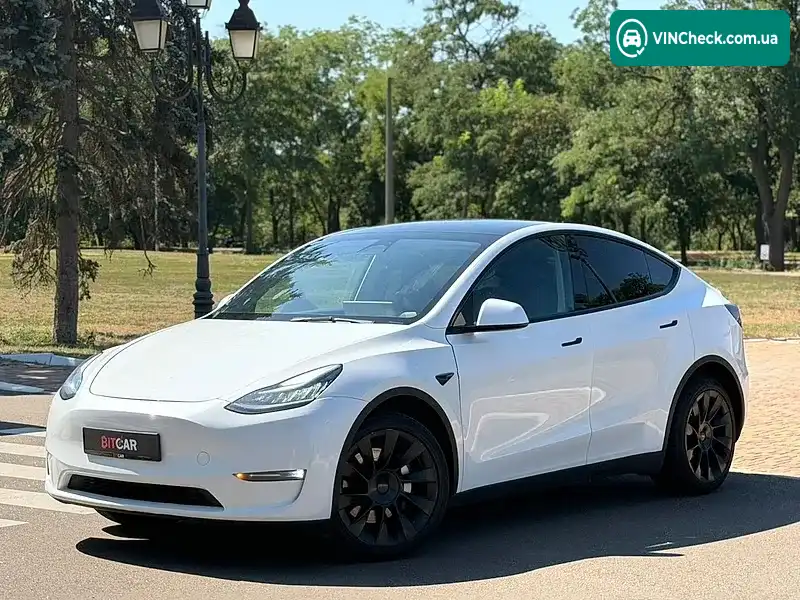 Tesla Model Y 2023, фото з оголошення 2 з 20, VIN 7SAYGDEE4PA059512
