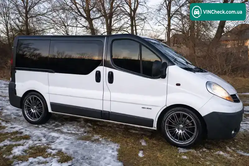 Renault Trafic 2006, фото з оголошення 1 з 20, VIN VF1FLACA67Y187517