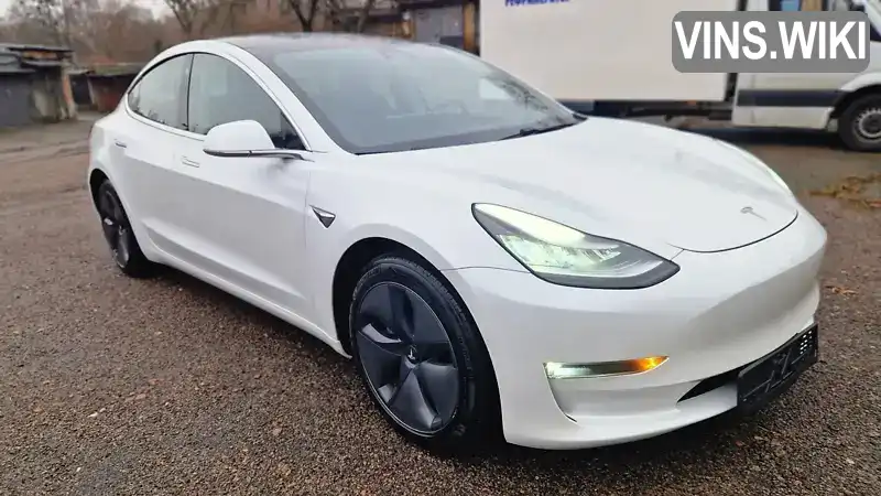 Tesla Model 3 2020, фото з оголошення 2 з 21, VIN 5YJ3E1EB3LF735401