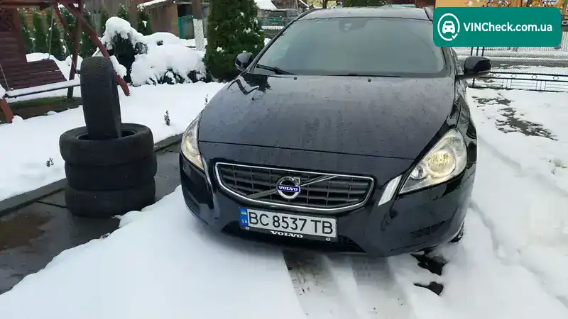 Volvo V60 2011, фото з оголошення 1 з 21, VIN YV1FW84A1C1063492