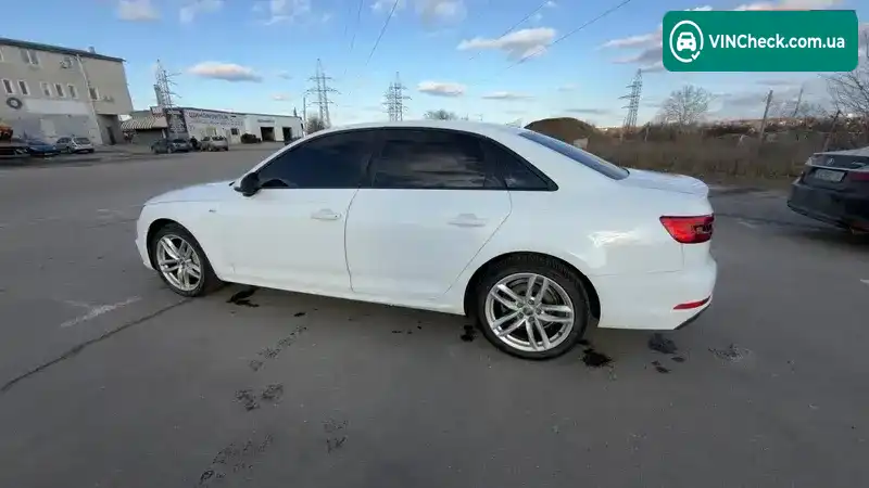 Audi A4 2016, фото з оголошення 2 з 21, VIN WAUKMAF43HN039433