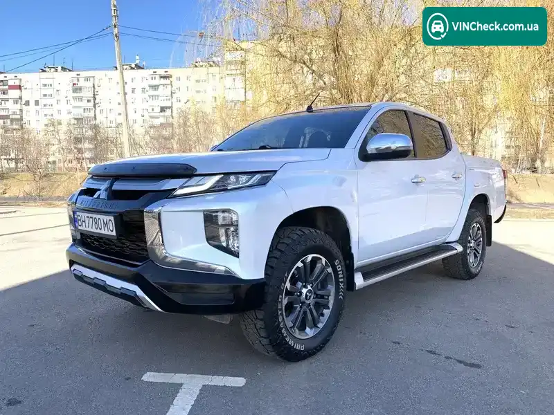 Mitsubishi L 200 2019, фото з оголошення 2 з 20, VIN MMCJLKL10KH014632