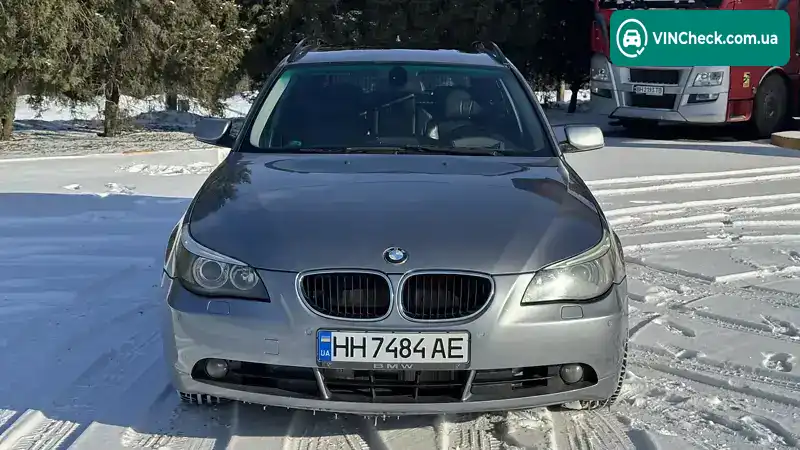 BMW 5 Series 2004, фото з оголошення 2 з 21, VIN WBANJ71000B511168