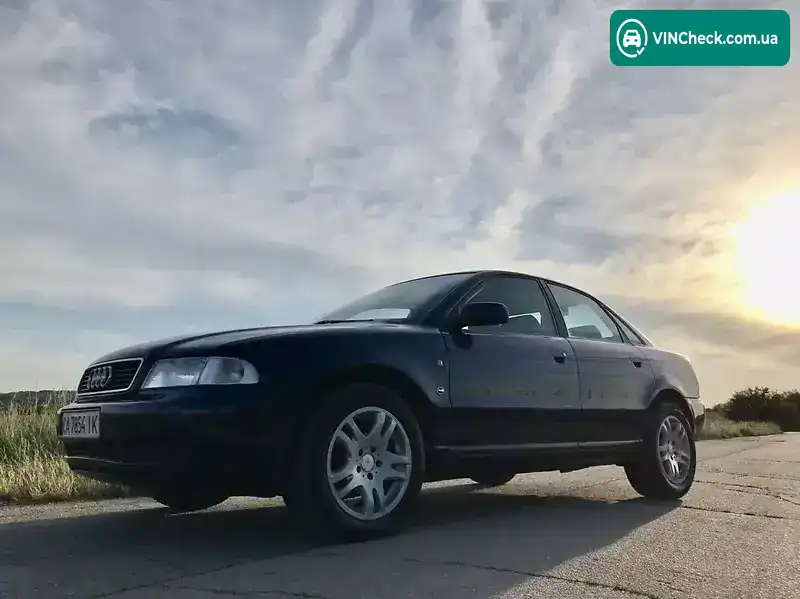 Audi A4 1998, фото з оголошення 1 з 20, VIN WAUZZZ8DZVA161459