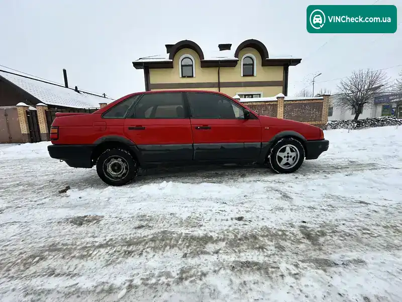 Volkswagen Passat 1993, фото з оголошення 2 з 17, VIN WVWZZZ31ZPE074116