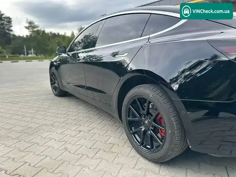 Tesla Model 3 2018, фото з оголошення 1 з 20, VIN 5YJ3E1EB8JF103314
