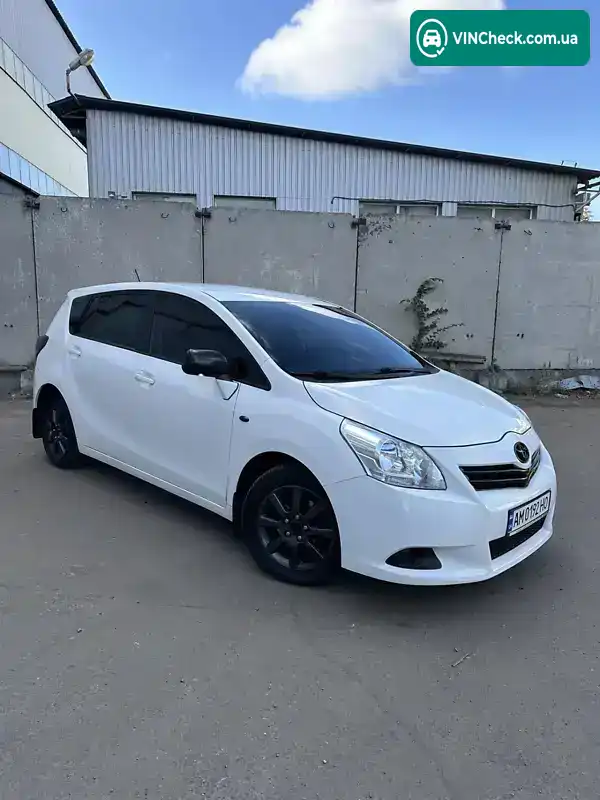 Toyota Verso 2011, фото з оголошення 1 з 11, VIN NMTDD26R70R054737