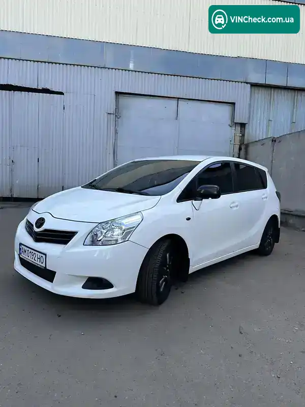 Toyota Verso 2011, фото з оголошення 2 з 11, VIN NMTDD26R70R054737