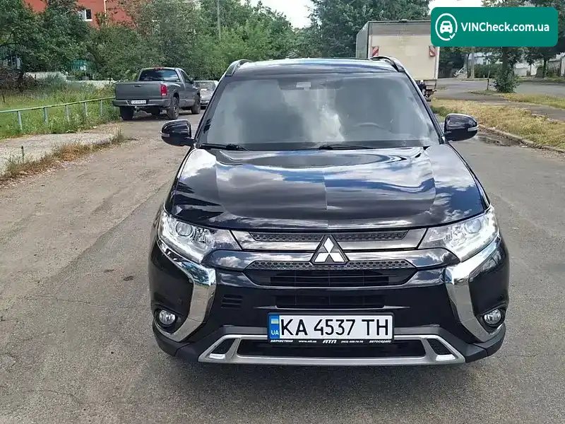 Mitsubishi Outlander 2020, фото з оголошення 1 з 16, VIN JA4AZ3A38LZ036016