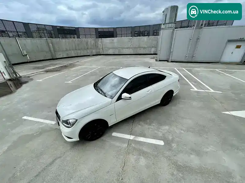 Mercedes-Benz C-Class 2011, фото з оголошення 1 з 20, VIN WDD2043471F724317