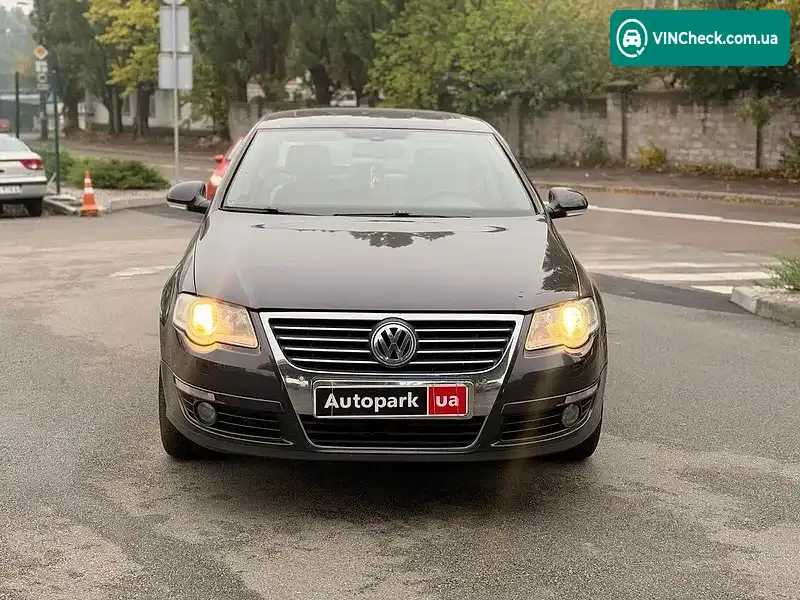 Volkswagen Passat 2005, фото з оголошення 2 з 18, VIN WVWZZZ3CZ6E000458