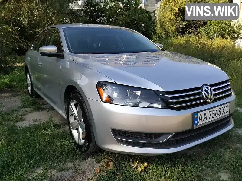Volkswagen Passat 2012, фото з оголошення 1 з 20, VIN 1VWBP7A35DC056393