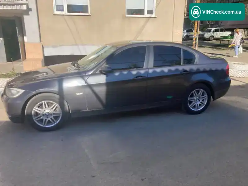 BMW 3 Series 2005, фото з оголошення 1 з 12, VIN WBAVC31070KU49707