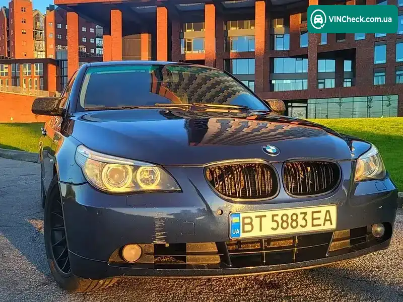 BMW 5 Series 2005, фото з оголошення 2 з 19, VIN WBANE51050B978501