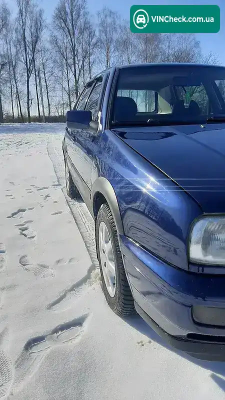 Volkswagen Golf 1995, фото з оголошення 2 з 20, VIN WVWZZZ1HZTW021432