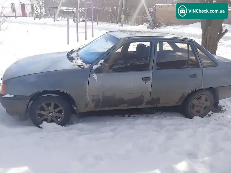 Opel Kadett 1986, фото з оголошення 2 з 7, VIN W0L000039G2657535