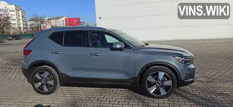 Volvo XC40 2021, фото з оголошення 2 з 13, VIN YV4162UK6N2648168