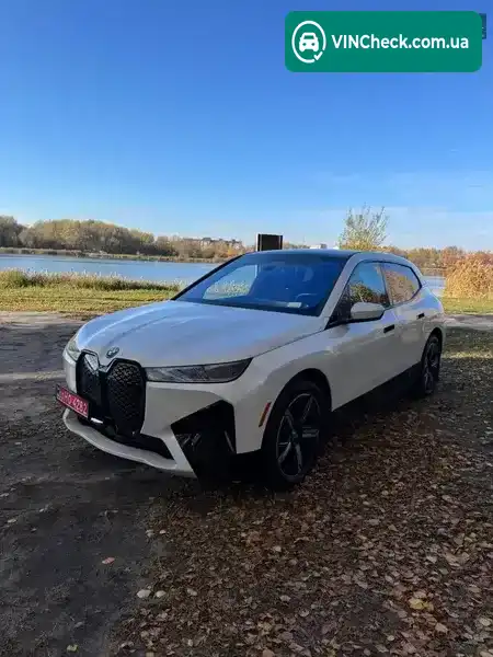 BMW iX 2023, фото з оголошення 2 з 16, VIN WB523CF04RCP00751