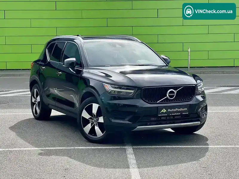 Volvo XC40 2018, фото з оголошення 1 з 21, VIN YV4162XZ3K2021593