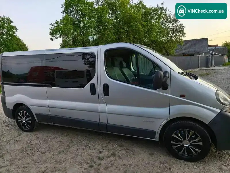 Nissan Primastar 2004, фото з оголошення 2 з 20, VIN VSKF48C86UY564641