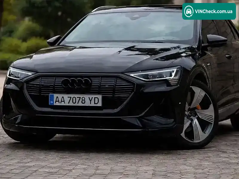 Audi e-tron 2020, фото з оголошення 1 з 10, VIN WAUZZZGE5MB013112