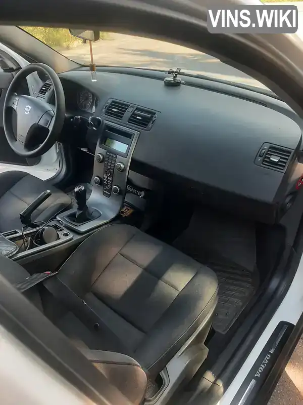 Volvo S40 2009, фото з оголошення 1 з 9, VIN YV1MS76E2A2494884