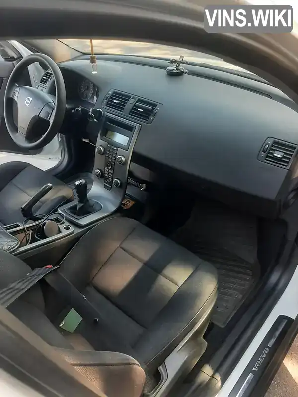 Volvo S40 2009, фото з оголошення 2 з 9, VIN YV1MS76E2A2494884