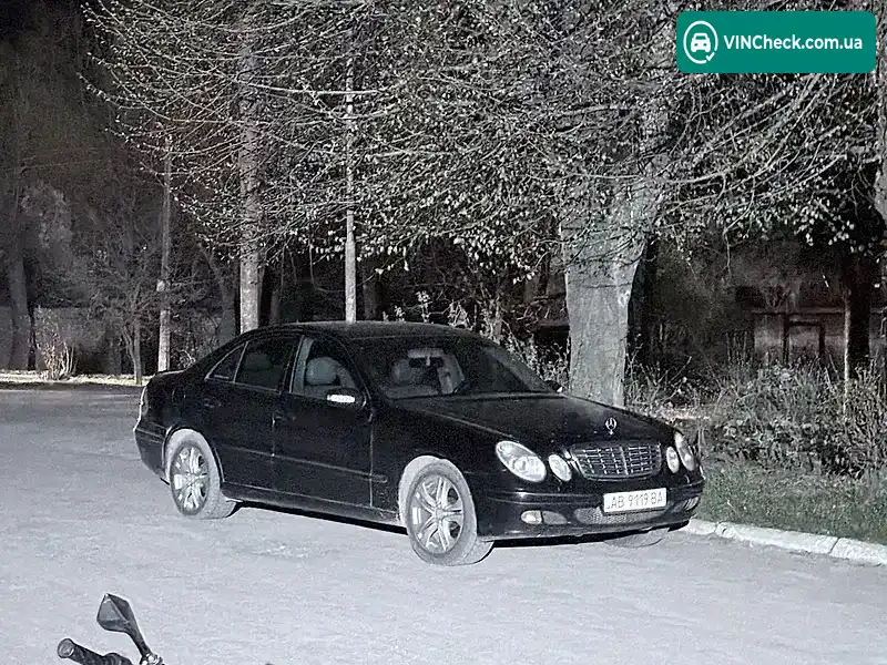 Mercedes-Benz E-Class 2003, фото з оголошення 2 з 7, VIN WDB2110261A351156