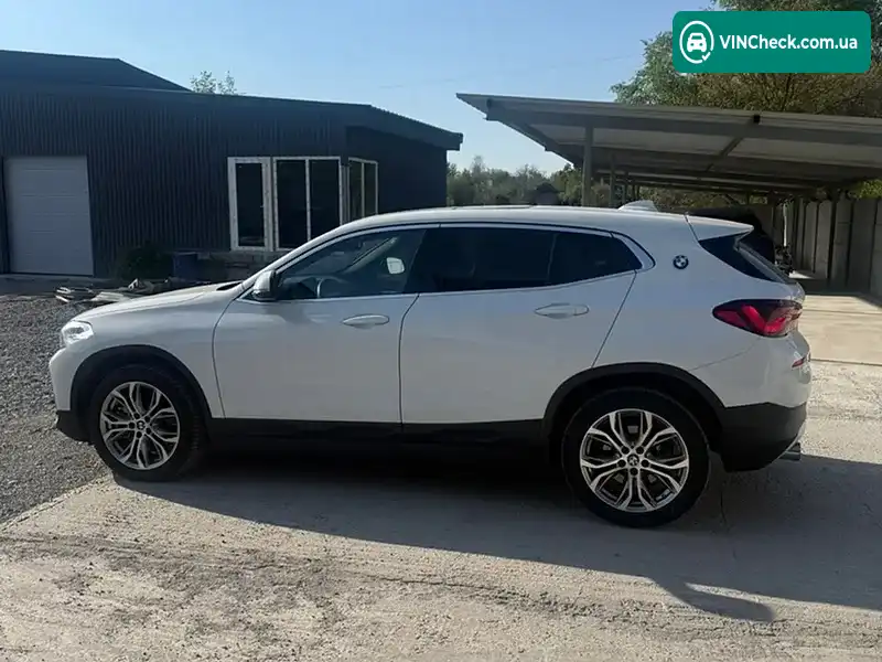 BMW X2 2021, фото з оголошення 2 з 20, VIN WBXYH9C08N5U29086