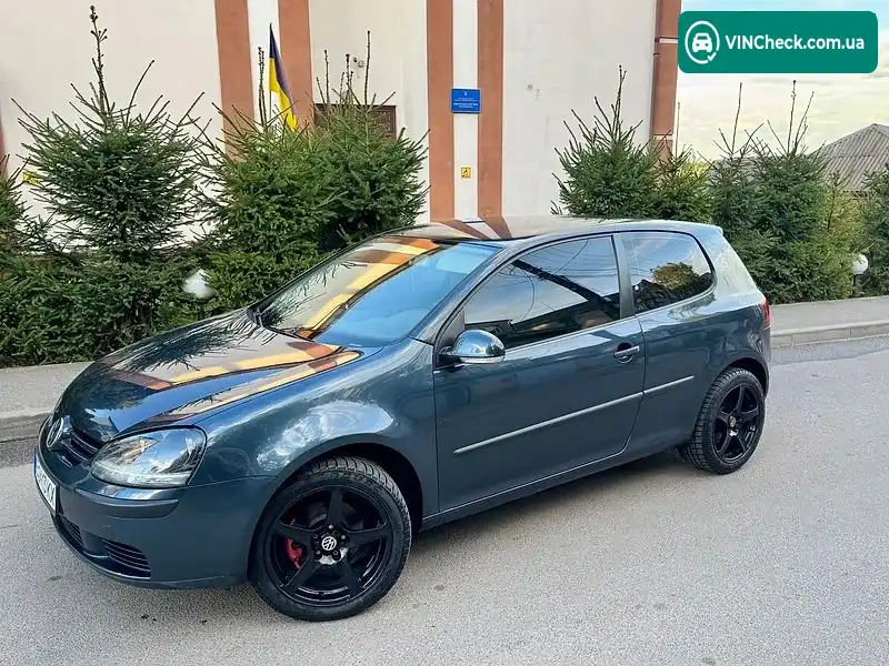 Volkswagen Golf 2004, фото з оголошення 2 з 17, VIN WVWZZZ1KZ4P036897