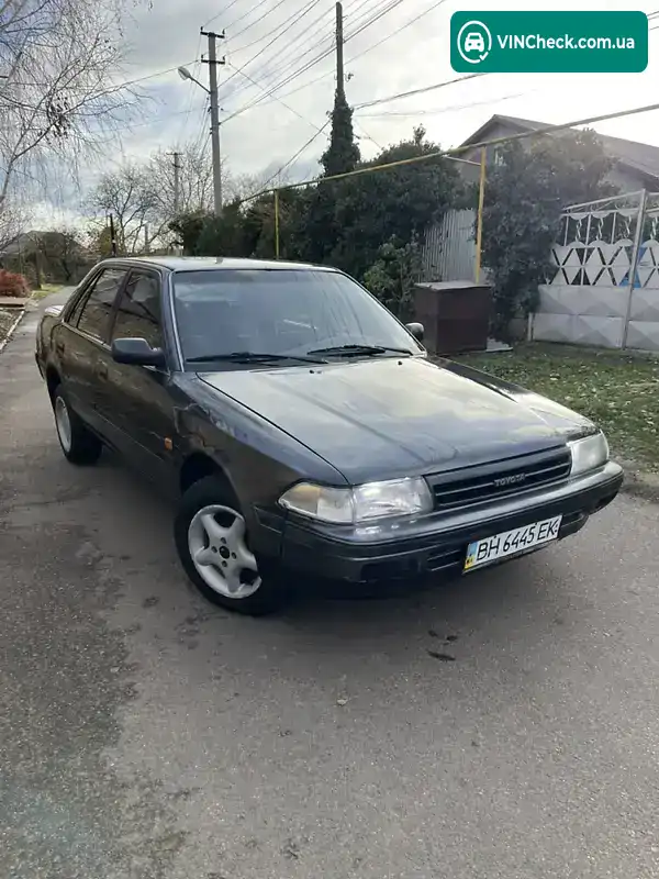 Toyota Carina 1988, фото з оголошення 1 з 18, VIN JT1EAT17100011170