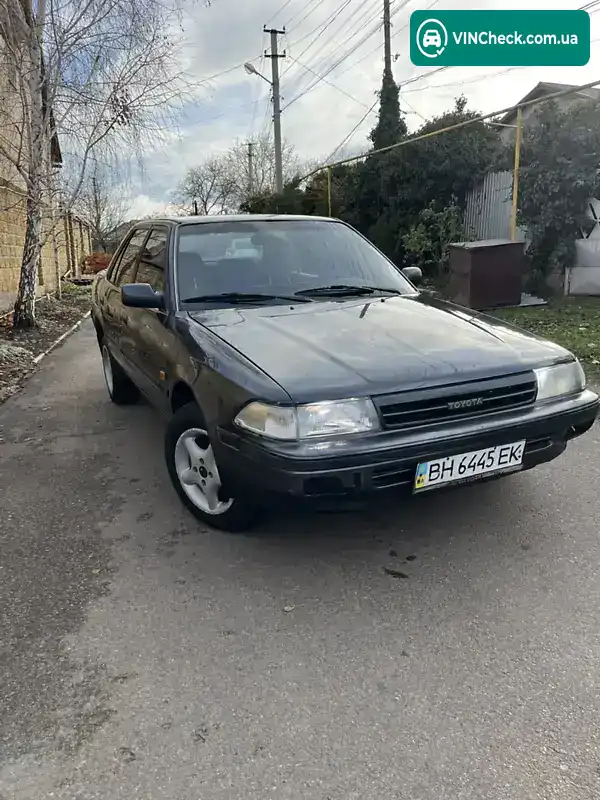 Toyota Carina 1988, фото з оголошення 2 з 18, VIN JT1EAT17100011170