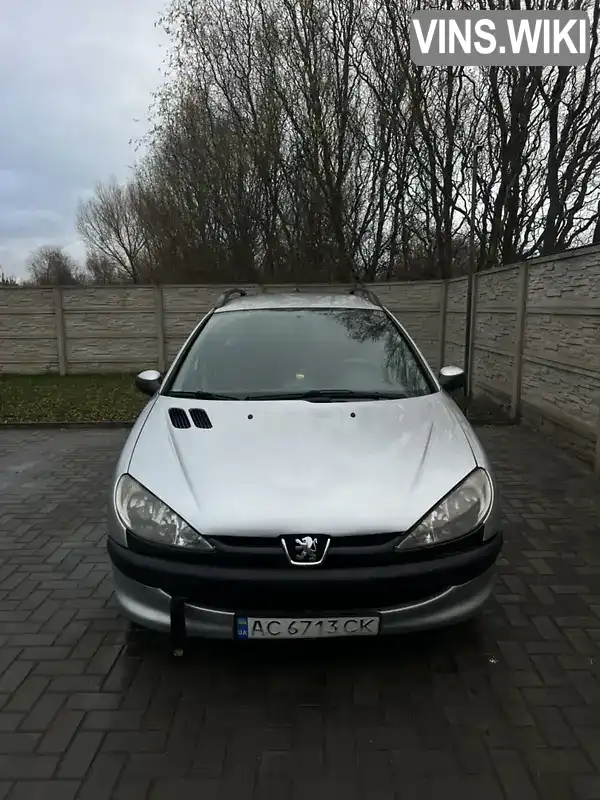Peugeot 206 2004, фото з оголошення 1 з 21, VIN VF32EKFUA43798745