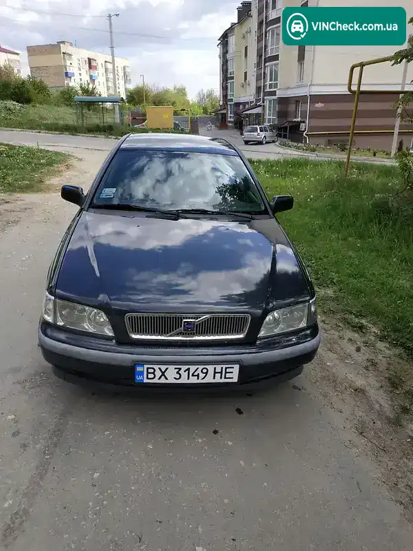 Volvo S40 2000, фото з оголошення 2 з 9, VIN YV1VS17F6YF546368